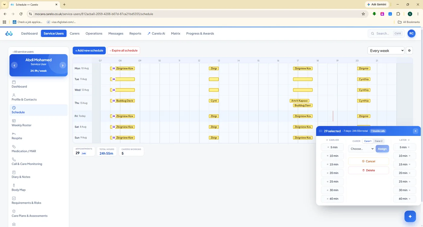 A repeating weekly schedule in Carelo with a bulk-selected visit panel